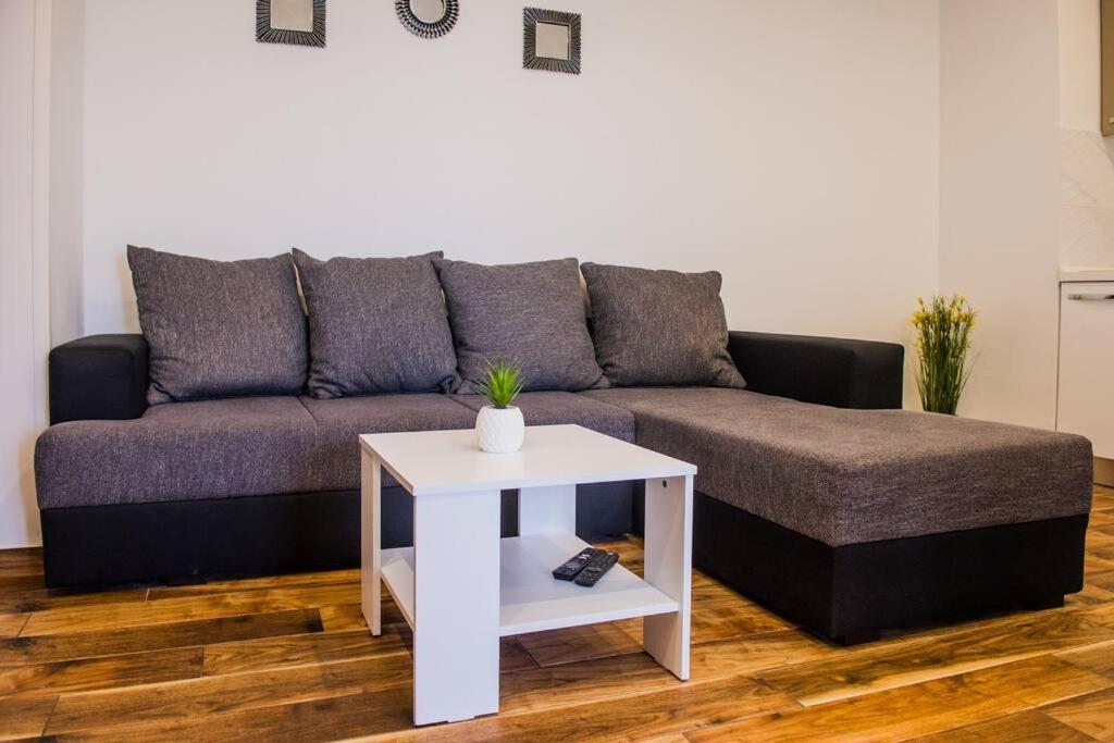 Apartment Faith Split Eksteriør billede